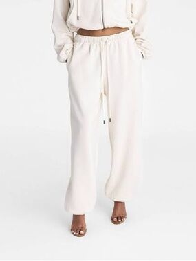 KBB by Kahlana Women's Cream Drawstring Wide-Leg Sweatpants “the Dwayne” size S